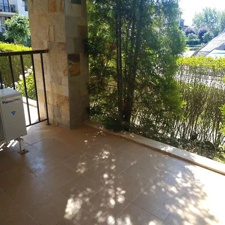 студио в Green Life Apartment Sosopol